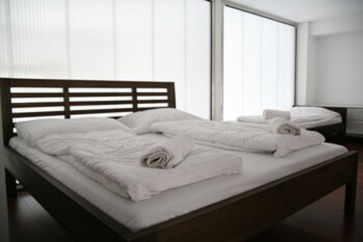 Room 200 of 275