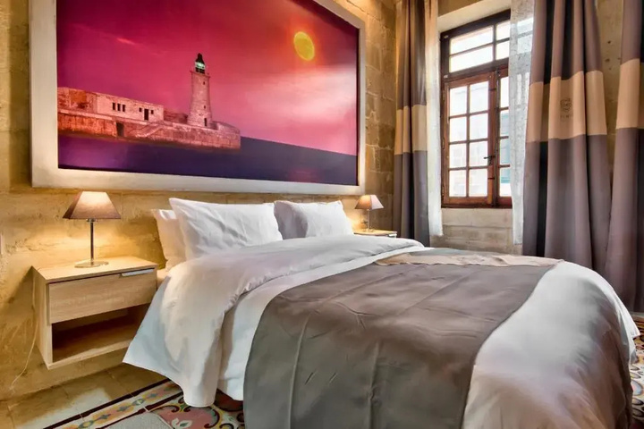 Image of Laparelli Suites: Luxury Suite 3