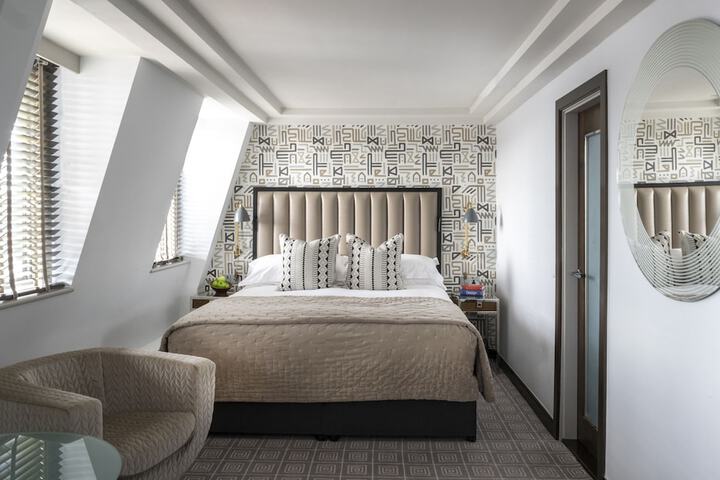 Room 49 of 91