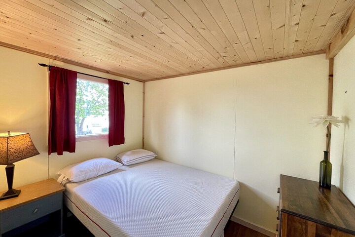 Room 17 of 139