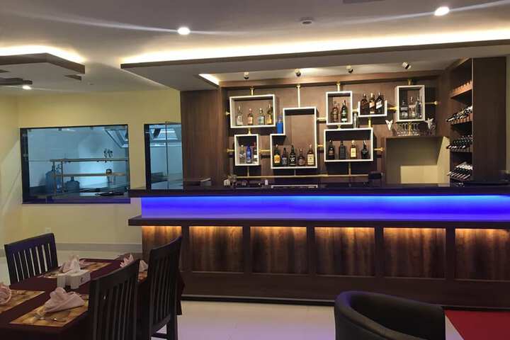 Lounge 39 of 48