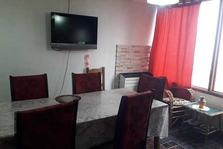 Room 7 of 11