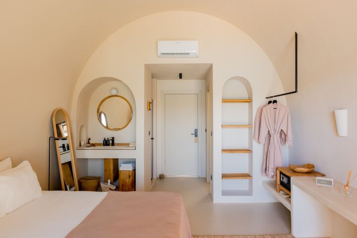 Room 10 of 50