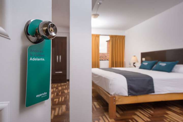 Room 15 of 30