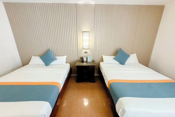 Room 18 of 29
