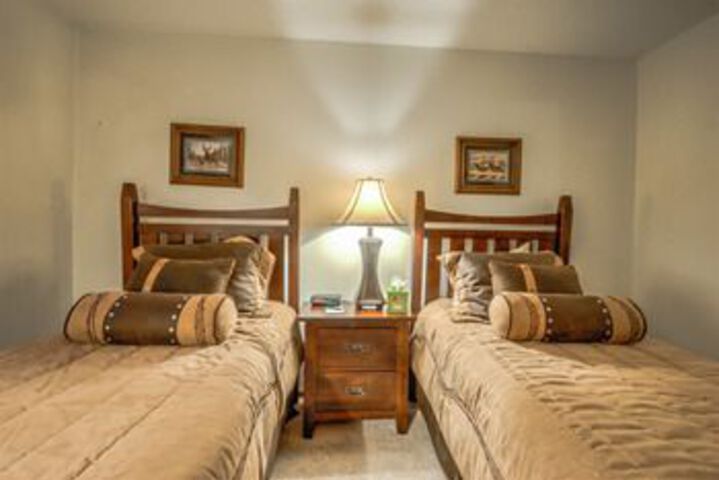 Room 95 of 168