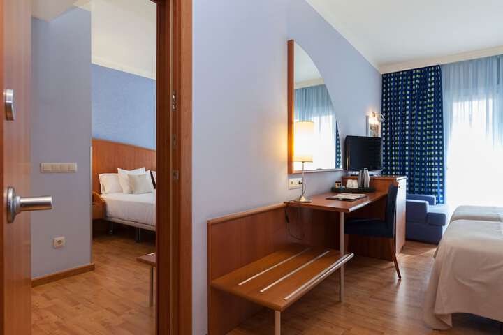 Room 12 of 53