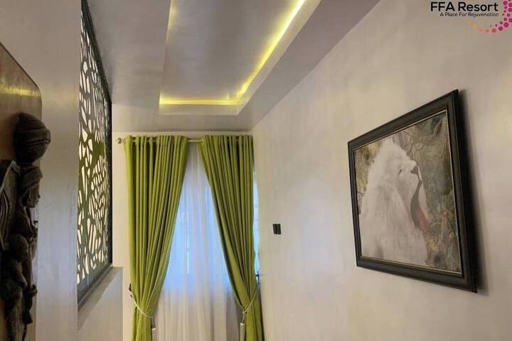 Hotel Interior 78 of 107