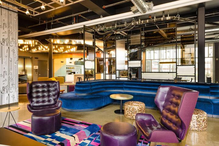 Exterior of Aloft Austin Airport