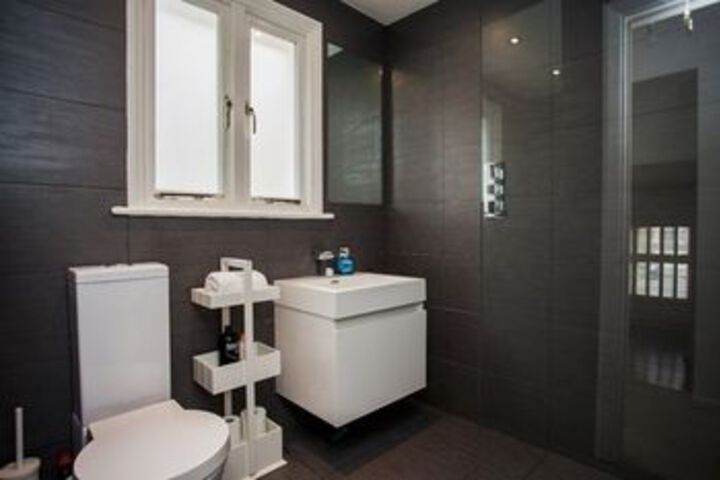 Room 2 of 12