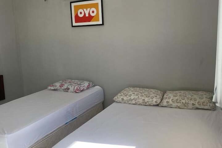 Room 3 of 13