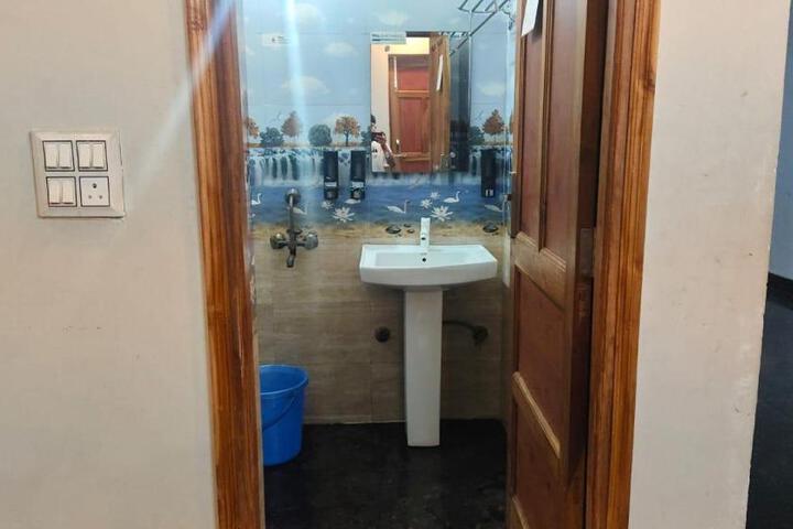 Asian suites BY IAH