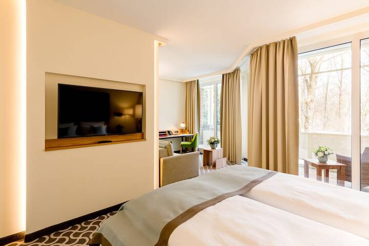 Room 25 of 80