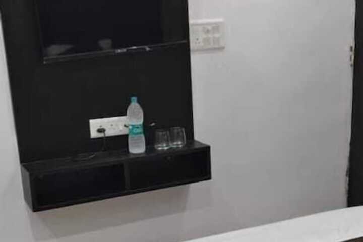 Room 25 of 41