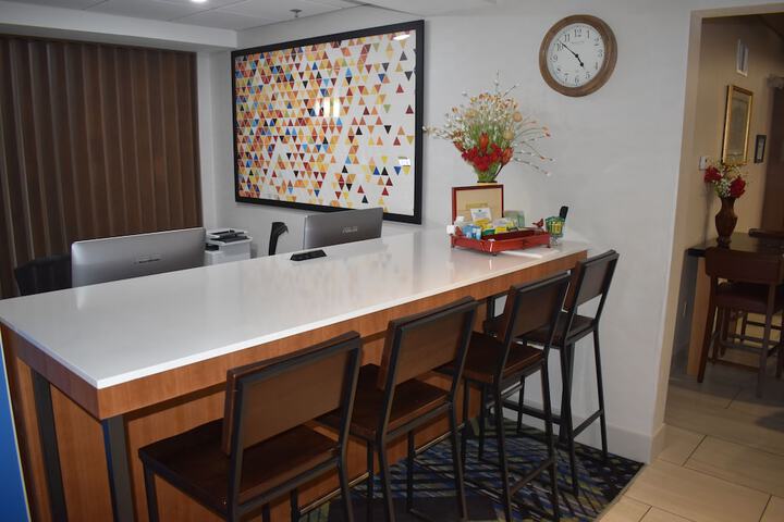 Breakfast area