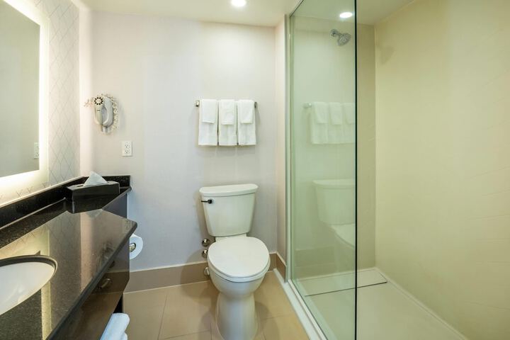 Room 10 of 51
