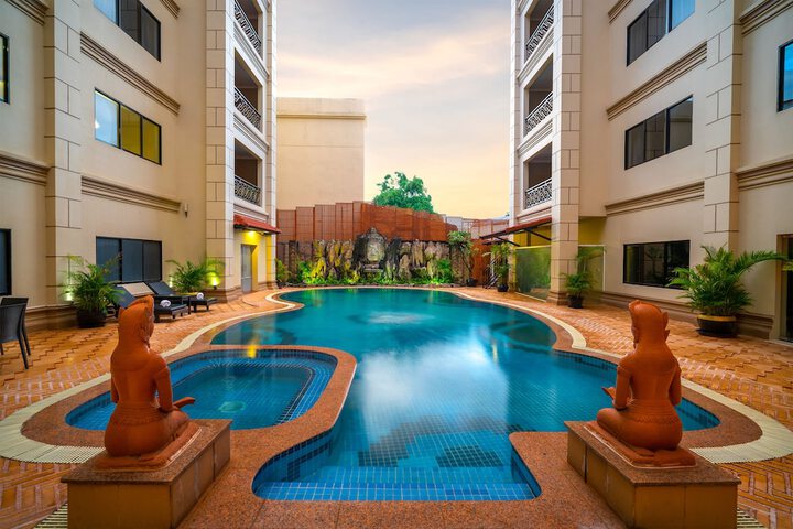Hotel 50 of 55