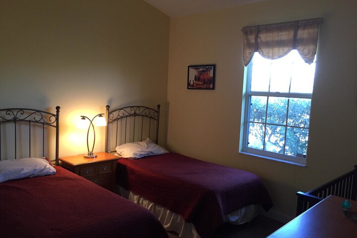 Room 5 of 29