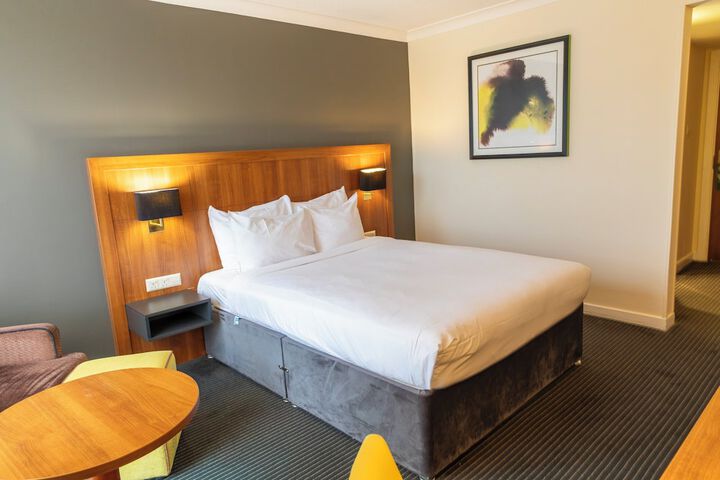 Room 44 of 292