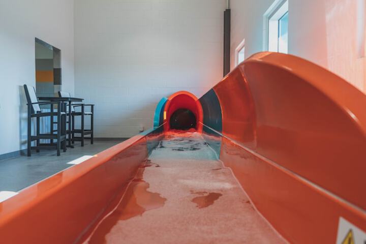 Pool 30 of 49