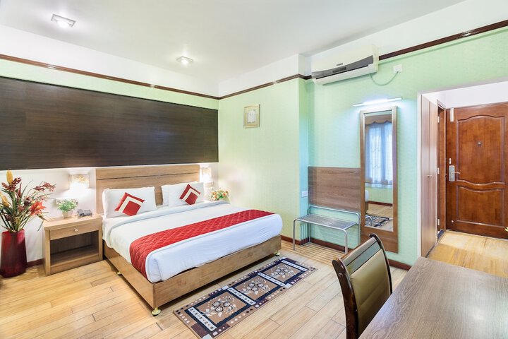Room 14 of 36