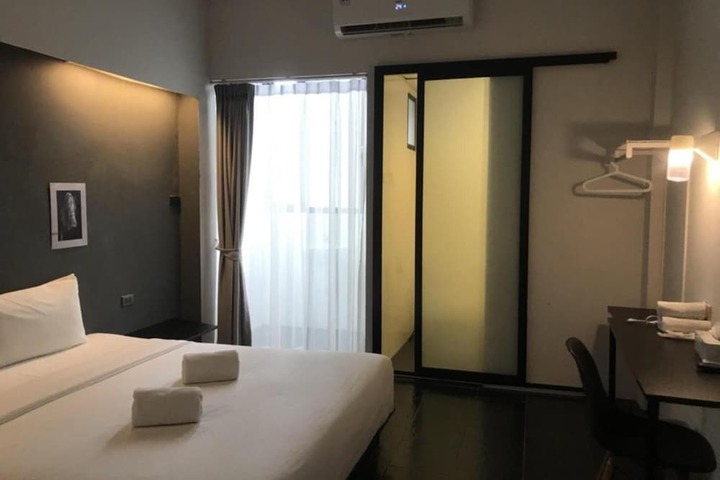 Room 8 of 56