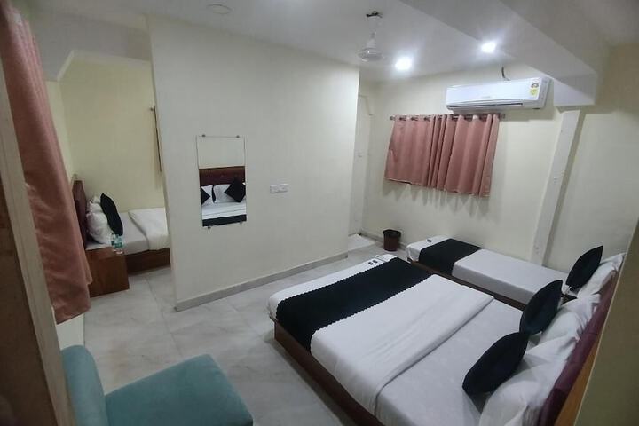 Room 38 of 76