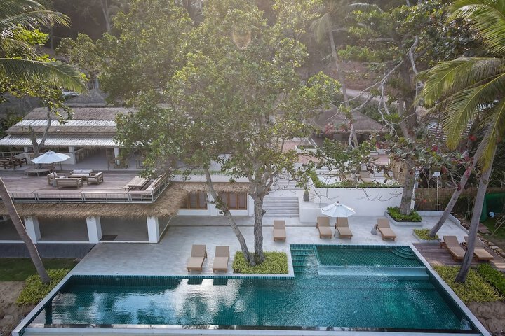 Pool 22 of 40