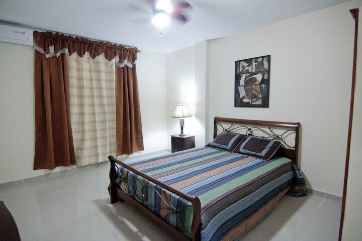 Room 10 of 26