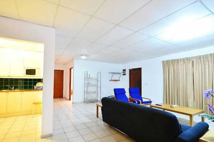 Room 4 of 14