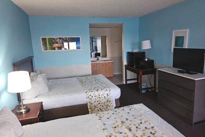 Room 5 of 22
