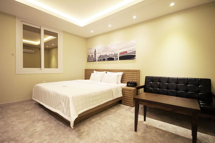 Room 20 of 22