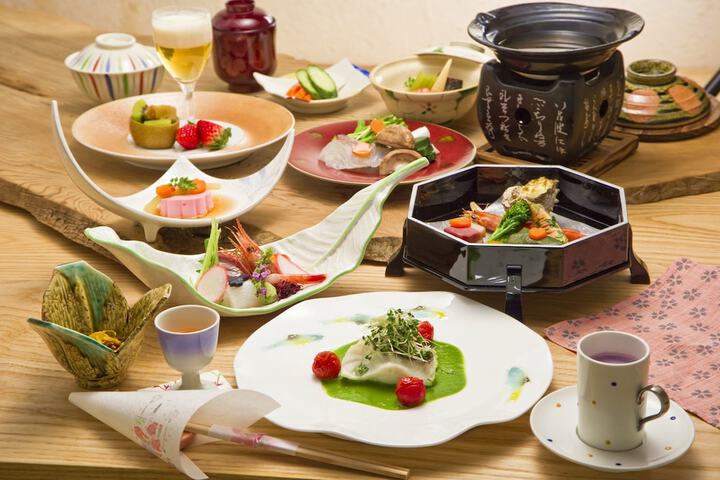 Dining Photos