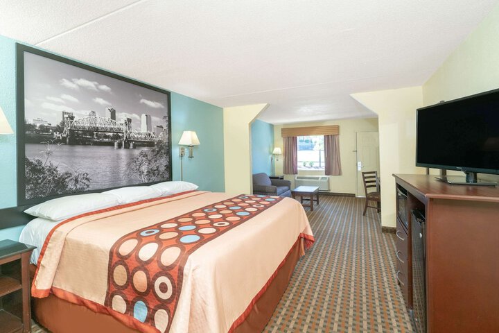 1 King Bed (15 of 15)