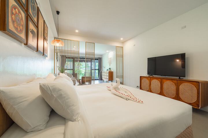 Room 35 of 251