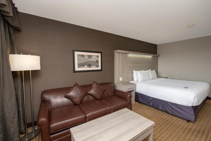 Room 5 of 41