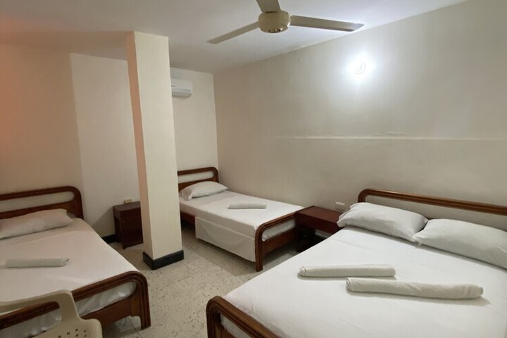 Room 18 of 31