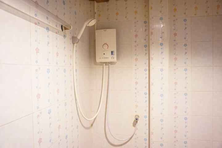 Room 36 of 49