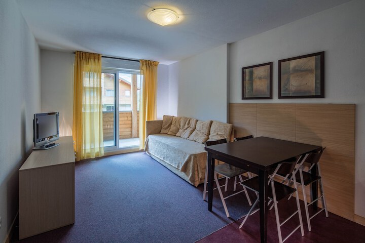 Room 18 of 40