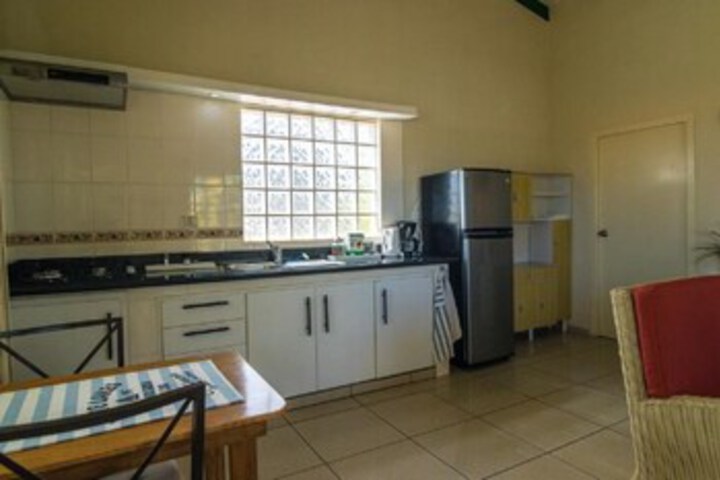 Room 8 of 11