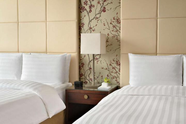 Executive Room 2 Queen Beds (10 of 11)