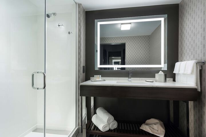 Bathroom shower