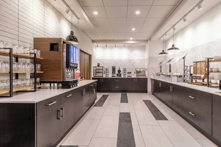 Breakfast/Coffee Service 68 of 83