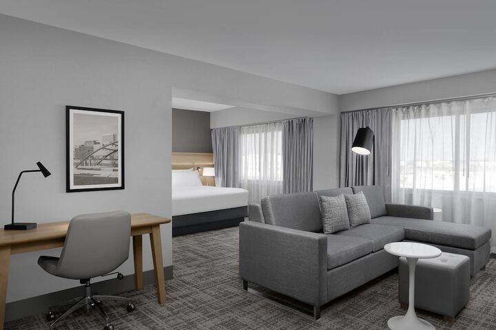 Room 35 of 47