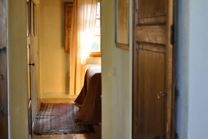 Room 45 of 123