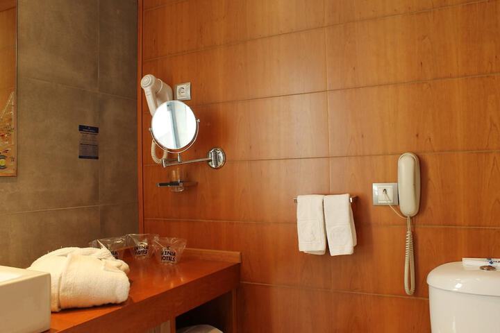 Room 43 of 112