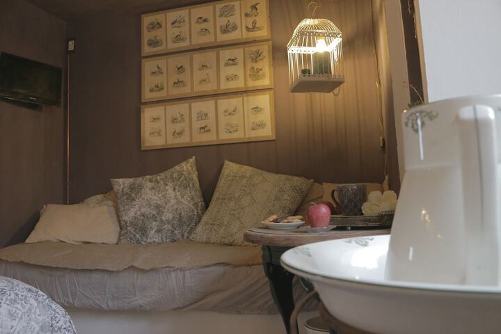 Room 20 of 27