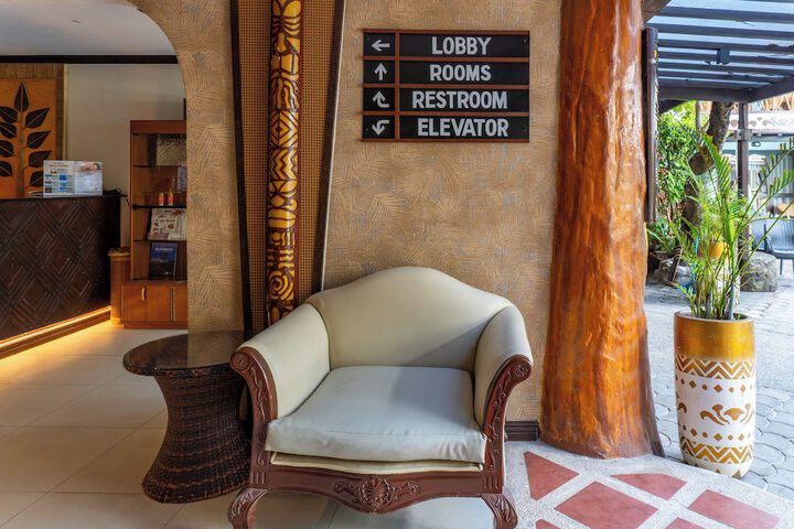 Hotel Interior 16 of 147