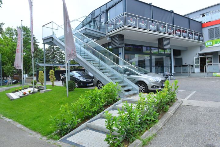 Hotel 66 of 66