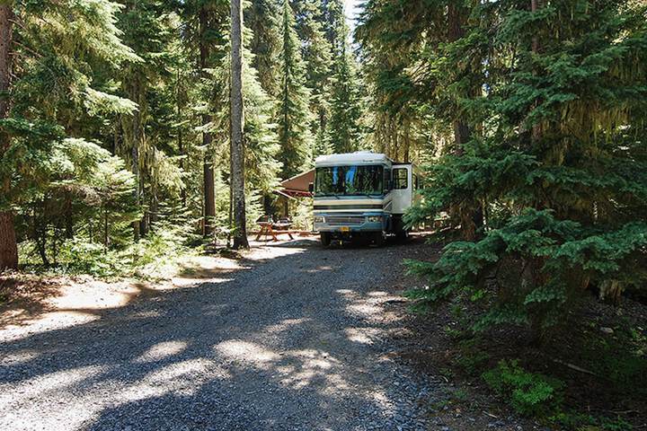 Property Grounds 98 of 147